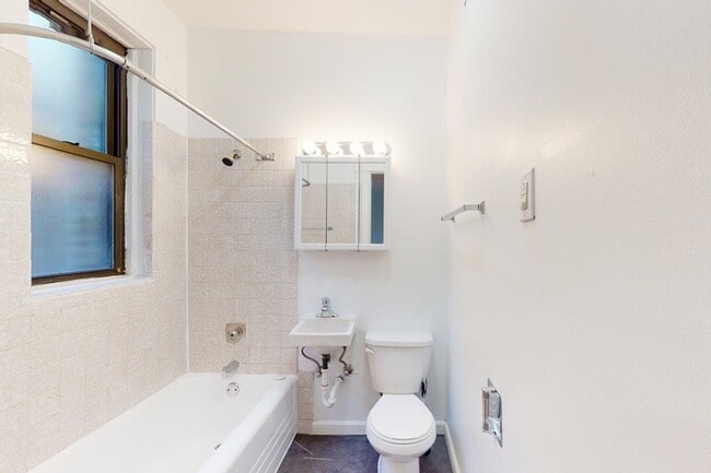Floorplan - 5452 S. Ellis Avenue