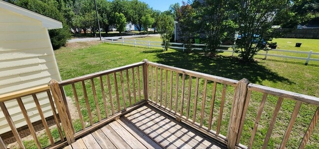 Building Photo - 138 Grange Dr