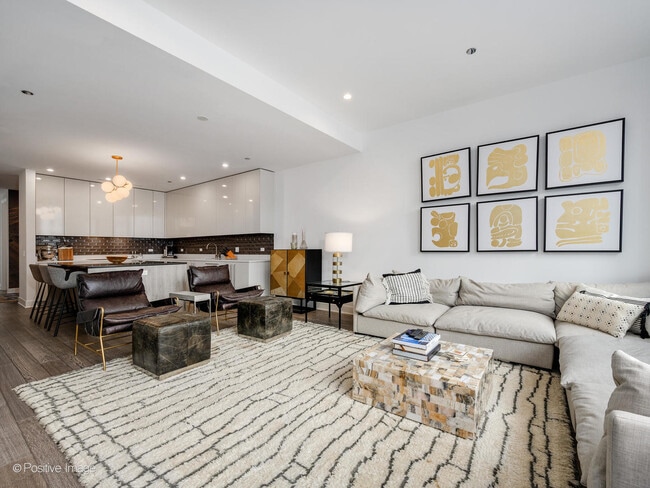 Building Photo - 403 N Wabash Ave