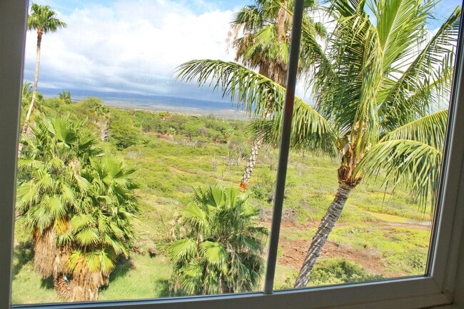 Building Photo - Kai Ani Villages Furnished Second Floor Corner Unit With Garage