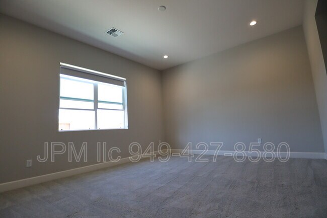 Building Photo - 12925 Sapphire Point Dr