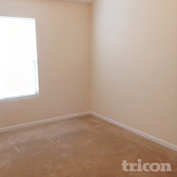 Building Photo - 532 Gentle Breeze Ln