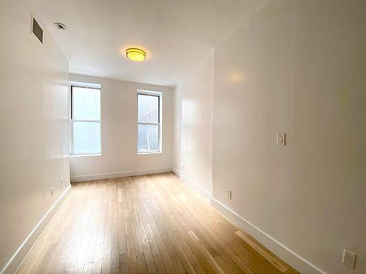 Building Photo - 3 bedroom in New York NY 10035