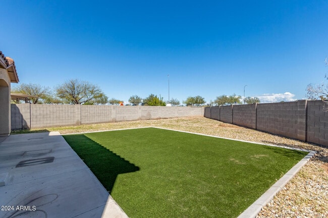 Building Photo - 4937 N 108th Ave