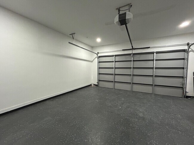 Building Photo - 6317 Krone Ln