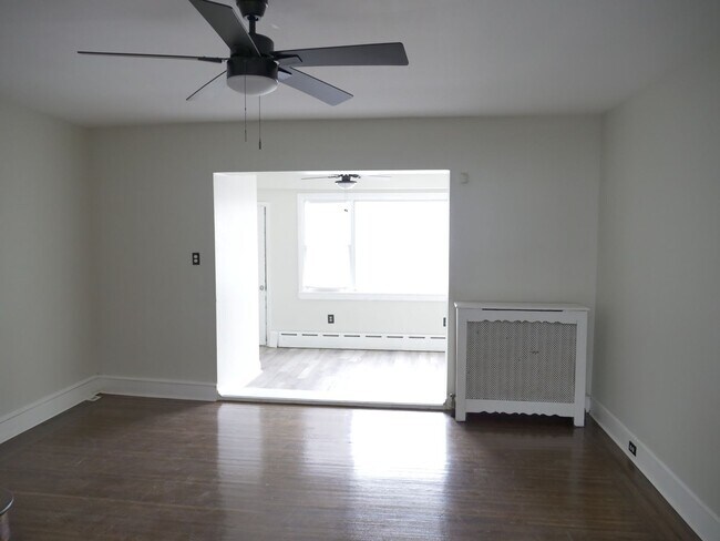 Building Photo - 7356 Garman St