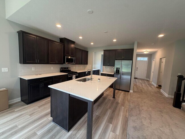 Building Photo - 9630 Lennon Ln