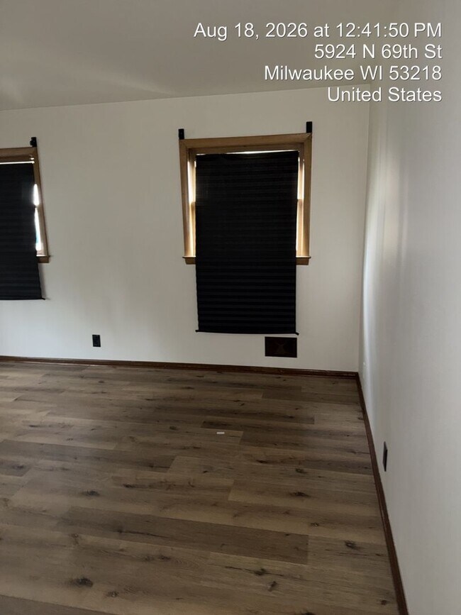 Building Photo - 5922-5924 N. 69th St.