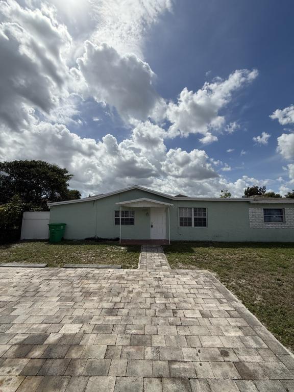 Building Photo - 2668 Prairie Ln