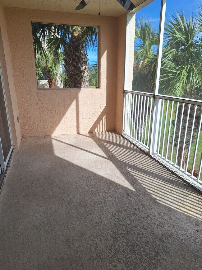 Building Photo - 3BR 3BA Bouchelle Island Condo!