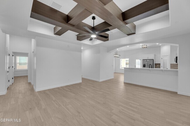 Building Photo - 781 Cedarwood Ave