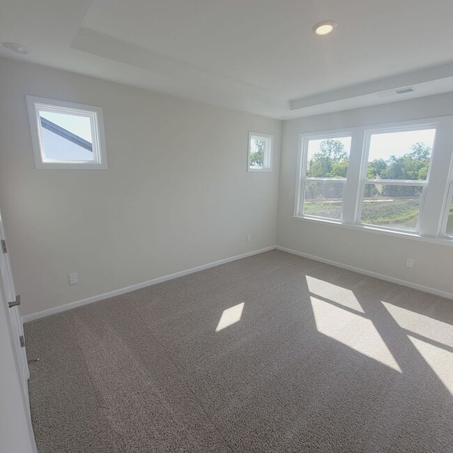 Building Photo - 3BR/2.5BA Townhome in Terraces at Farmington; Great Schools!