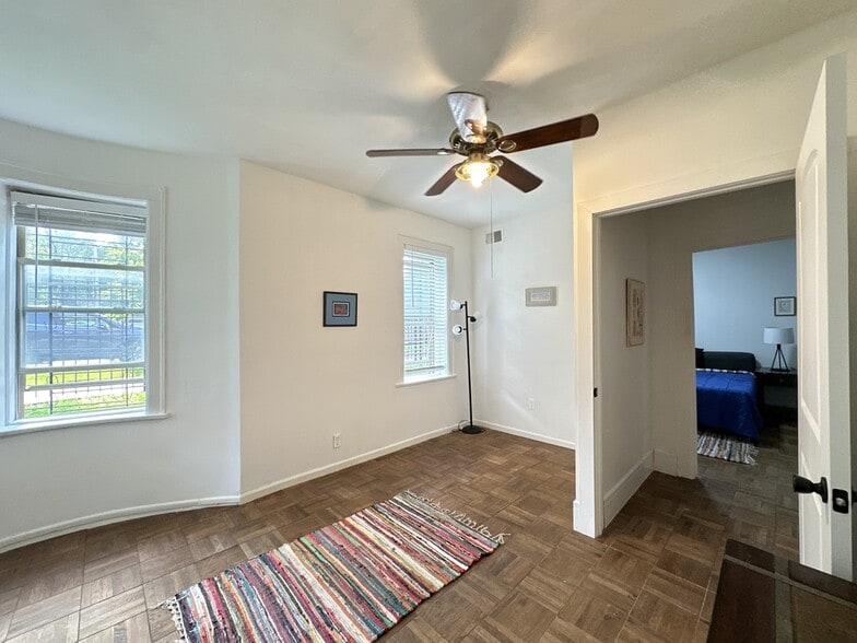 Building Photo - 2023 N Humboldt Blvd