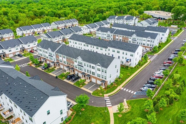 Building Photo - 309 Saratoga Ct