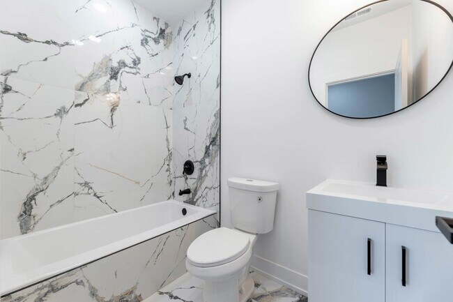 Building Photo - 5809 S Indiana Ave