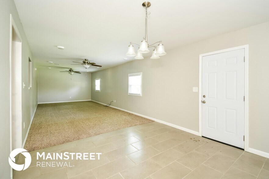 Building Photo - 4809 Granada Dr
