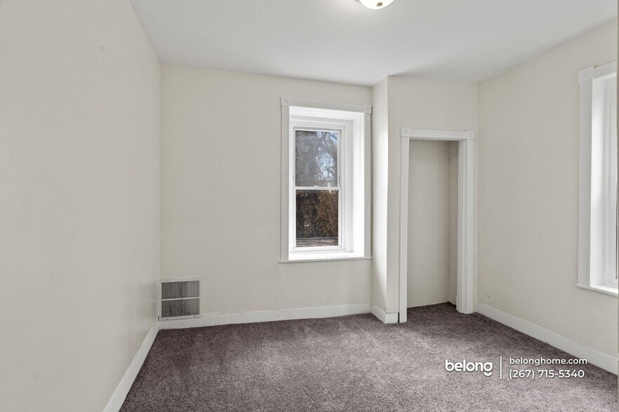 Building Photo - 3727 N 16th St