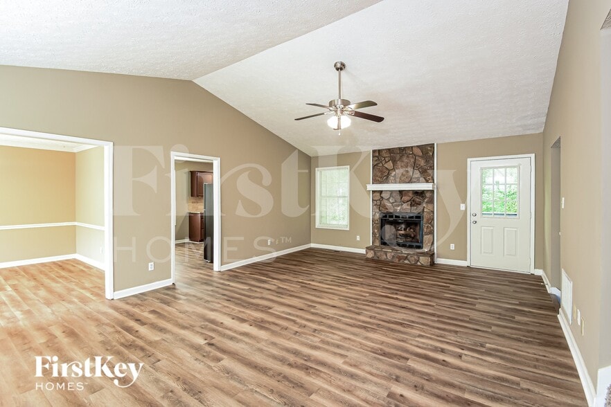 Building Photo - 1170 Kennesaw Springs Dr NW