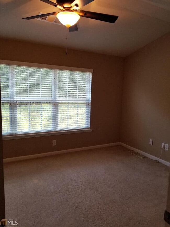 Building Photo - 3616 Utoy Dr SW