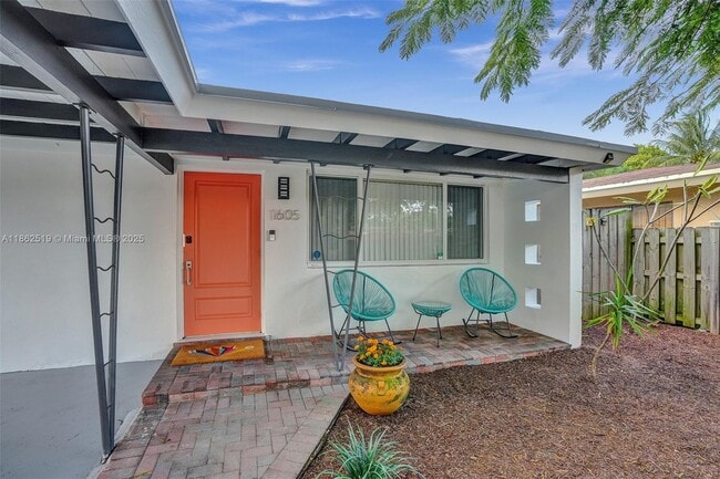 Building Photo - 1605 NW 7th Terrace
