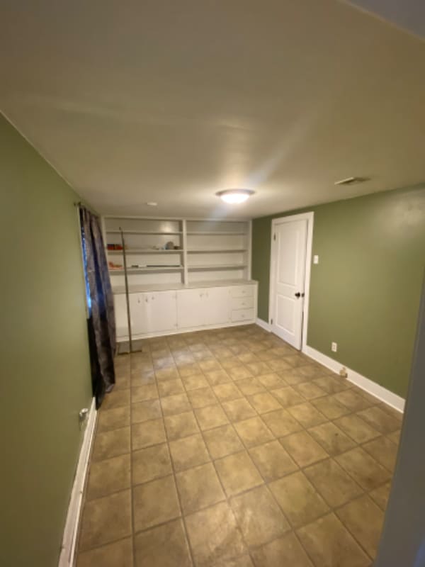Building Photo - 807 S Cypress St