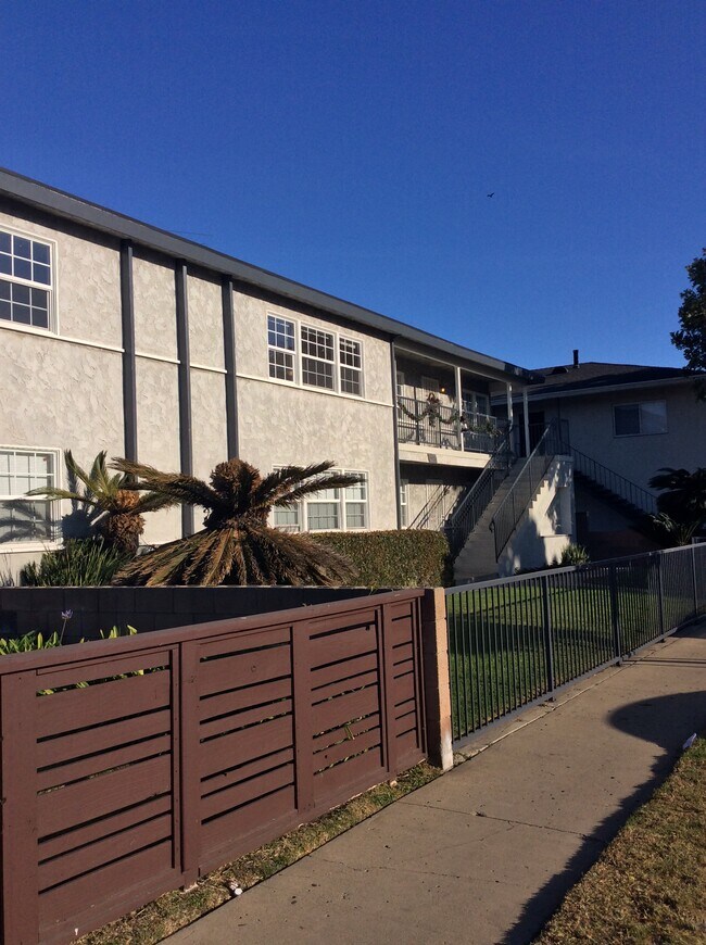 Building Photo - 3970 Sawtelle Blvd