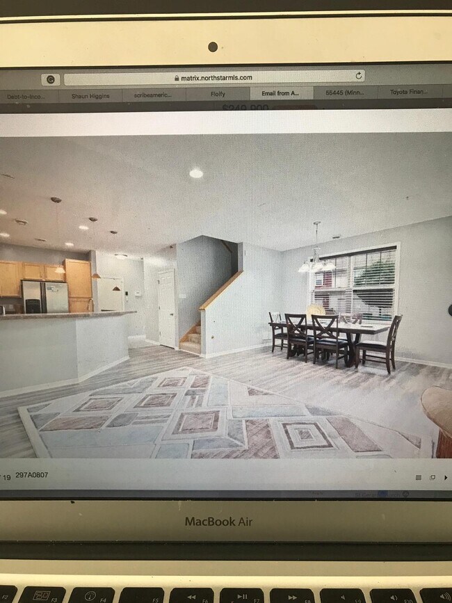 Sitting room with dinning view - 9610 Scott Cir N