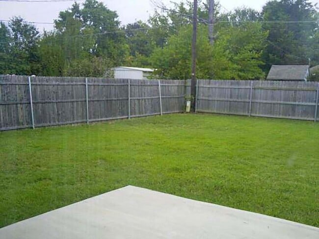 Building Photo - Great 3 Bdrm 2 Bath Home in Corinth Tx