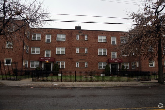 Building Photo - McKenney House