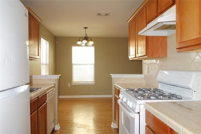 Building Photo - 6308 Perlita Dr