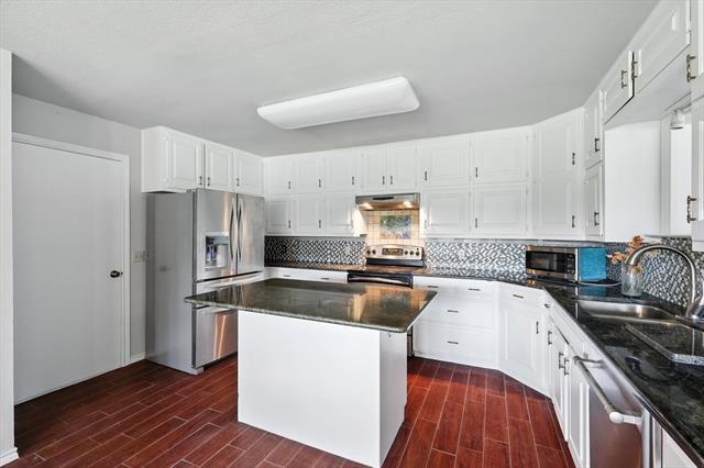 Building Photo - 3400 Foxfire Ln