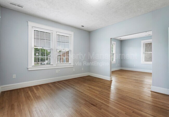 Building Photo - 2818 North Ave