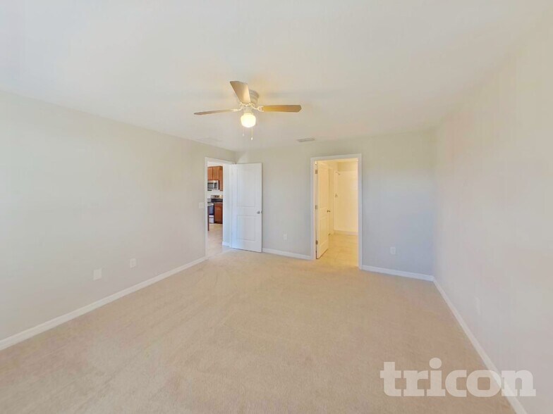 Building Photo - 1616 Broad Winged Hawk Dr