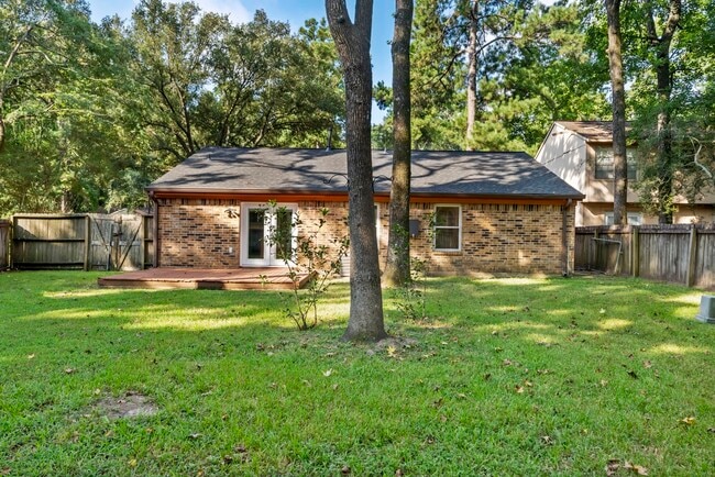 Building Photo - 30 Dellforest Ct