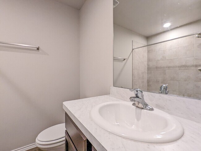 Building Photo - 14541 Montclair Way