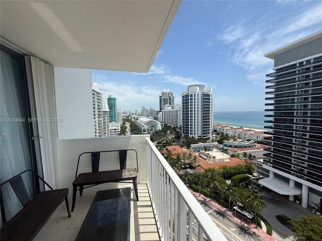 Building Photo - 5838 Collins Ave