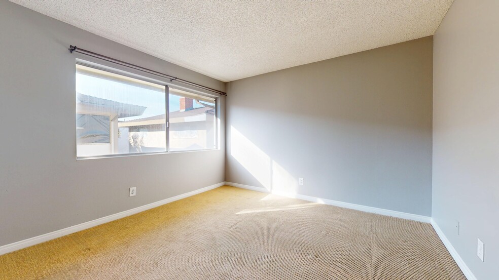 Building Photo - 1306 Amethyst St