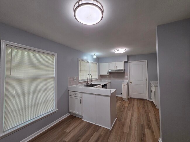 Building Photo - 2993 Laurencekirk Rd