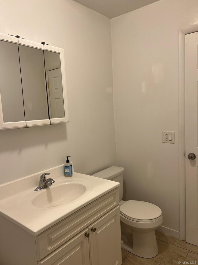 Building Photo - 10 Brevoort Dr