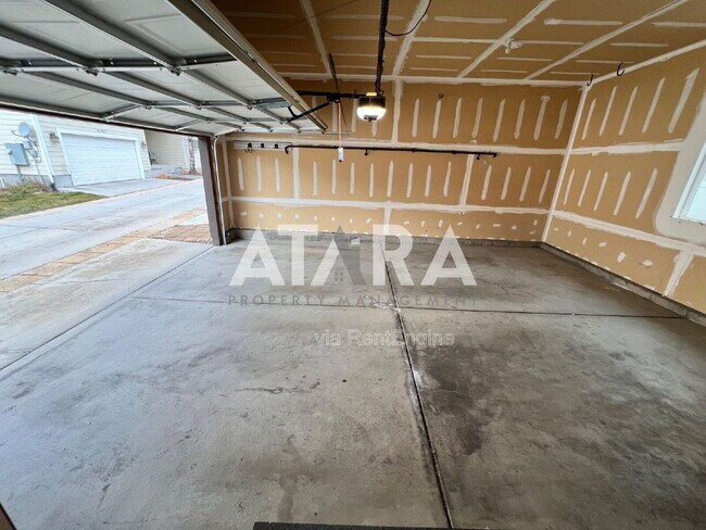 Building Photo - 11458 Harvest Crest Way