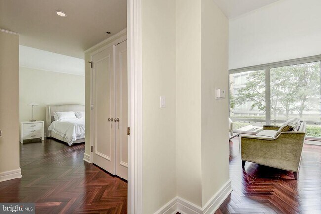 Building Photo - 1155 23rd St NW