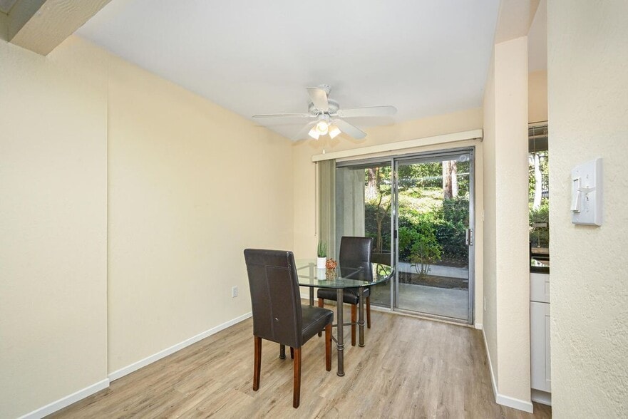 Building Photo - 23732 Hillhurst Dr