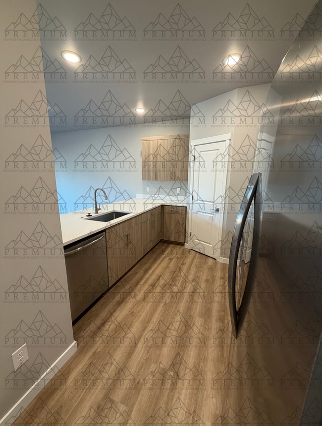 Building Photo - 1st MONTH FREE - 3 BED 2.5 BATH NEW BUILD!