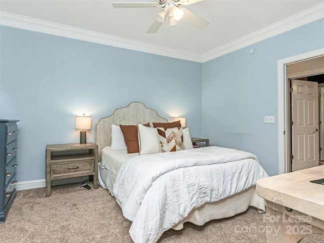 Building Photo - 1037 Davant Ln