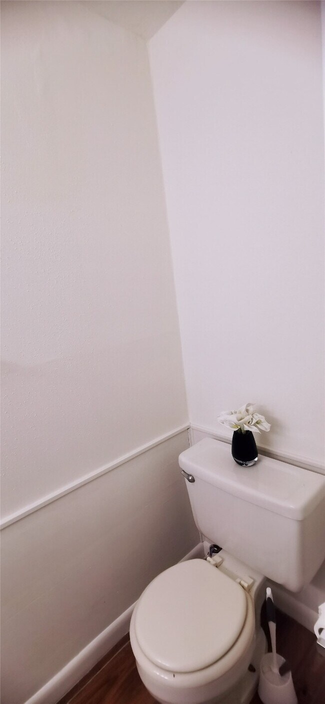 Building Photo - 8313 Augustine Dr