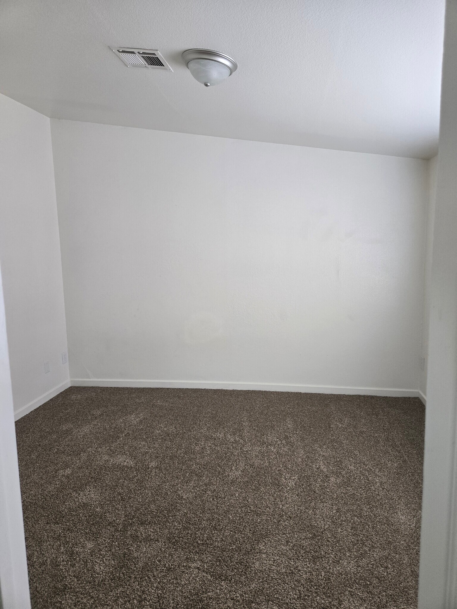 Building Photo - 1280 Blankenship Ave