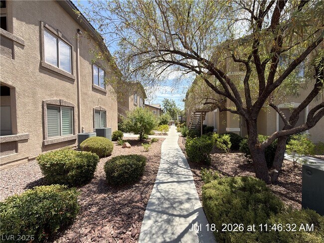 Building Photo - 8805 Jeffreys St