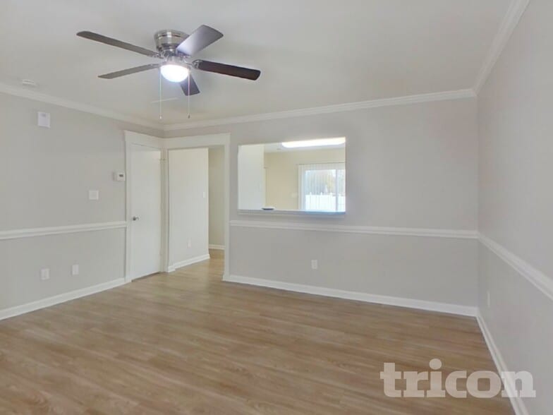 Building Photo - 1548 Hollow Maple Dr