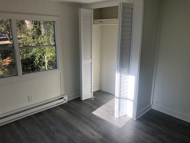 Building Photo - Newly remodeled home is located in Lancaster, SC 29720.