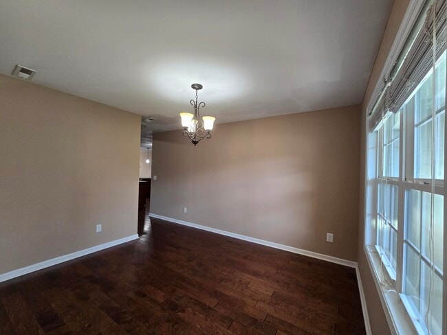 Building Photo - 206 Aberlour Dr
